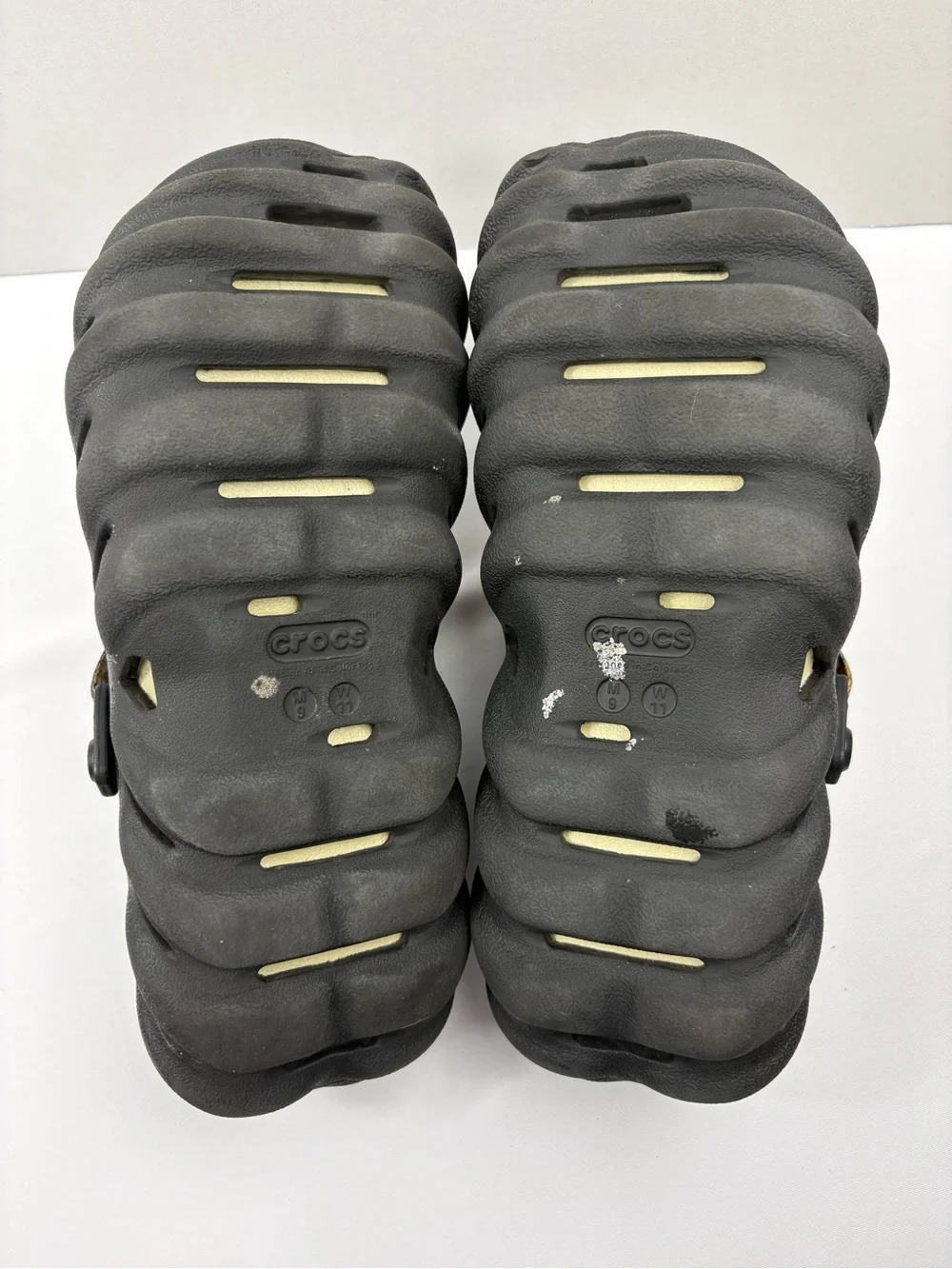 CROCS size 10